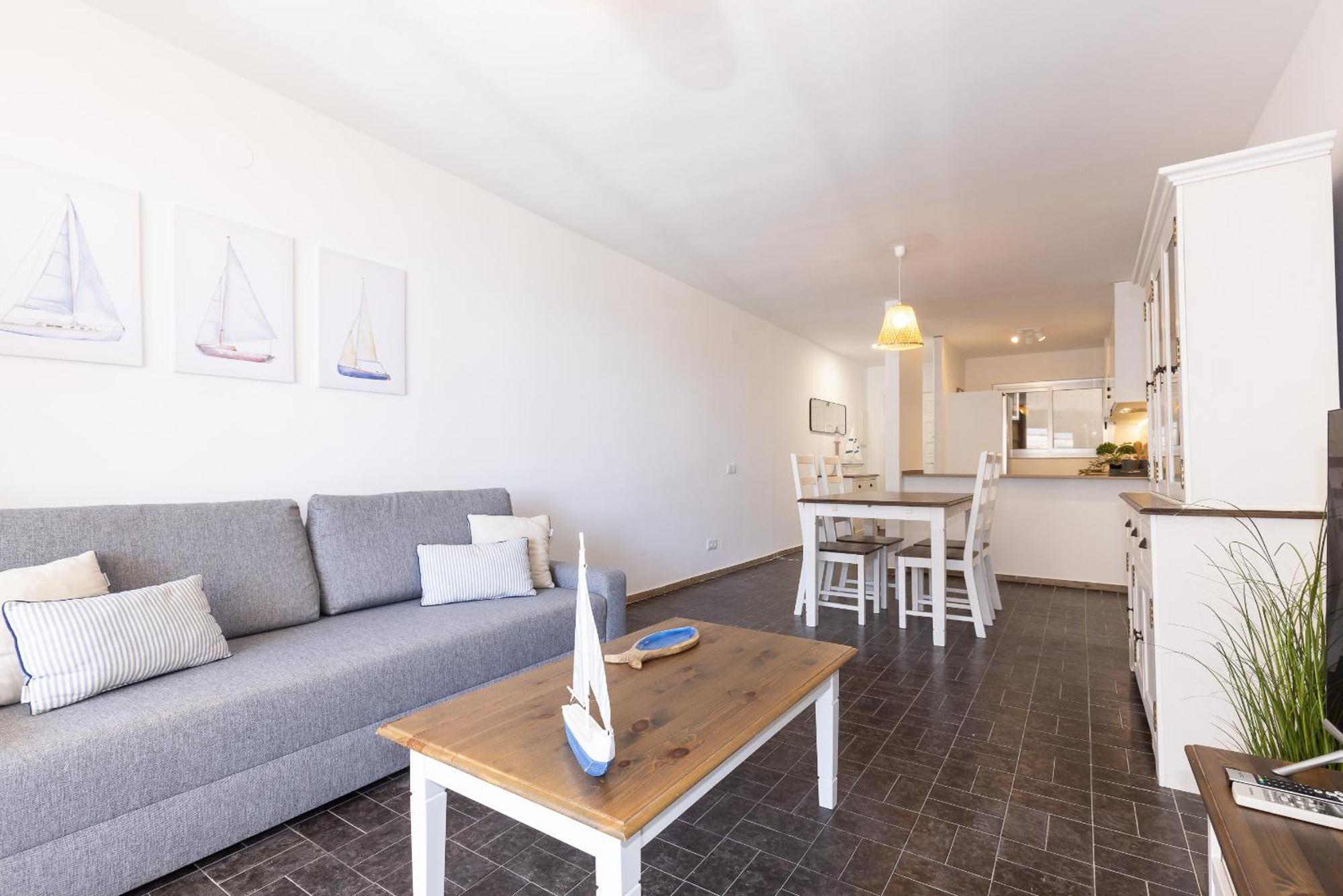 Uhc Dms Family Apartments 坎布里尔斯 外观 照片