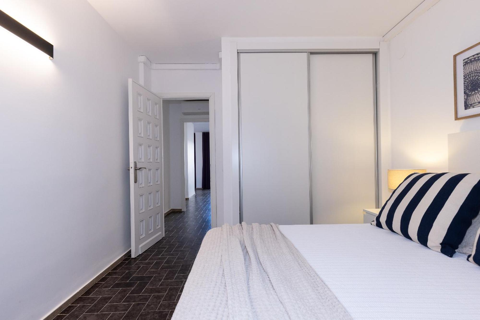 Uhc Dms Family Apartments 坎布里尔斯 客房 照片