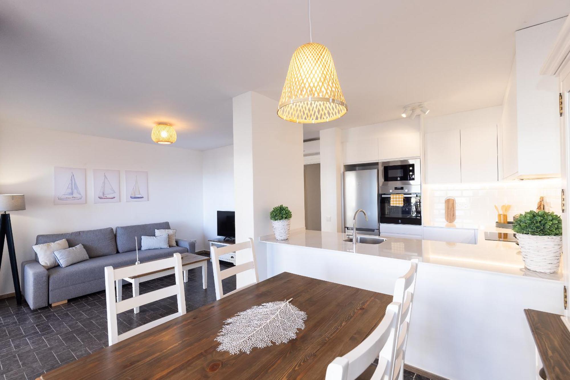 Uhc Dms Family Apartments 坎布里尔斯 外观 照片